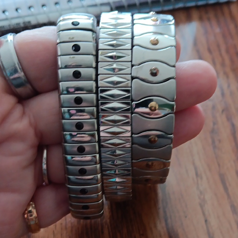 Stainless Steel Stretchy Women's Bracelet Set